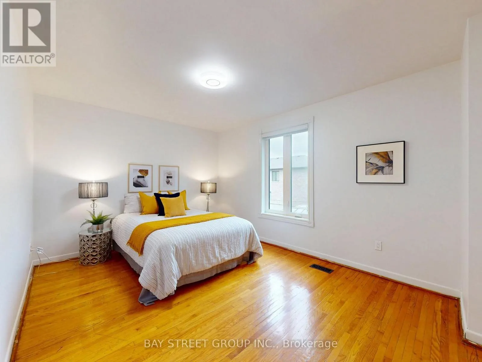 6 MOIRA AVENUE