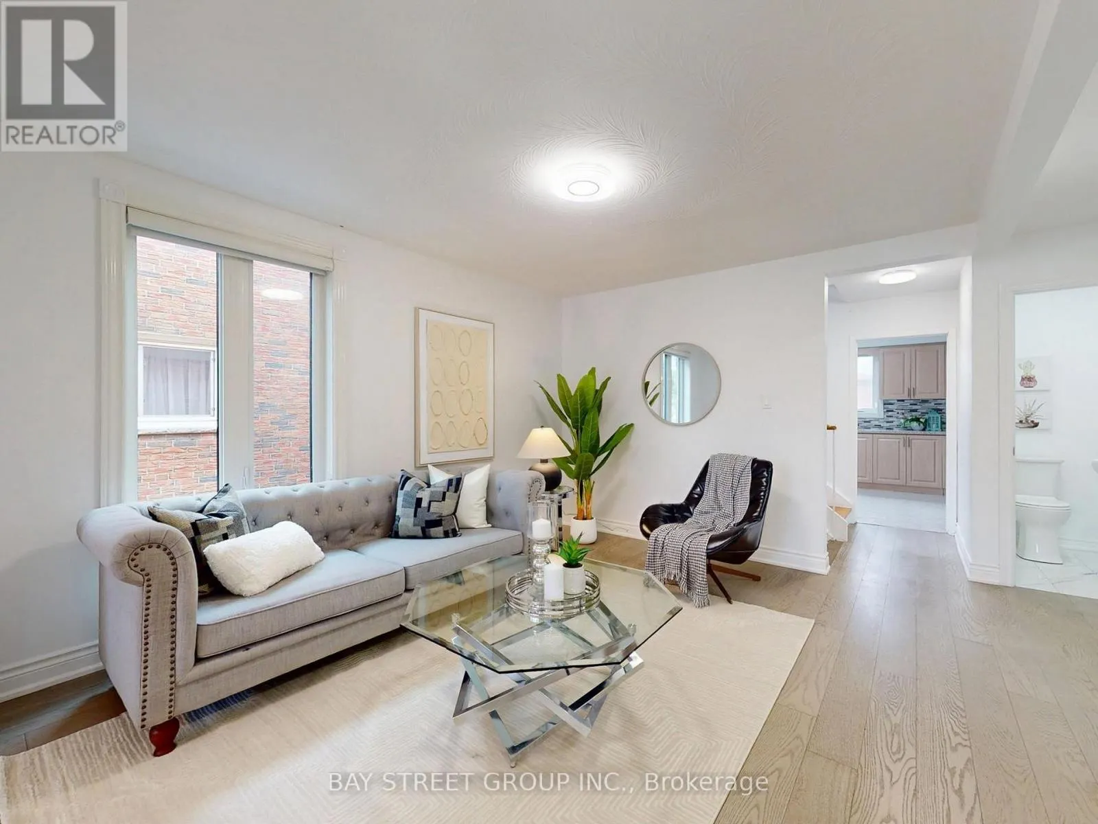 6 MOIRA AVENUE