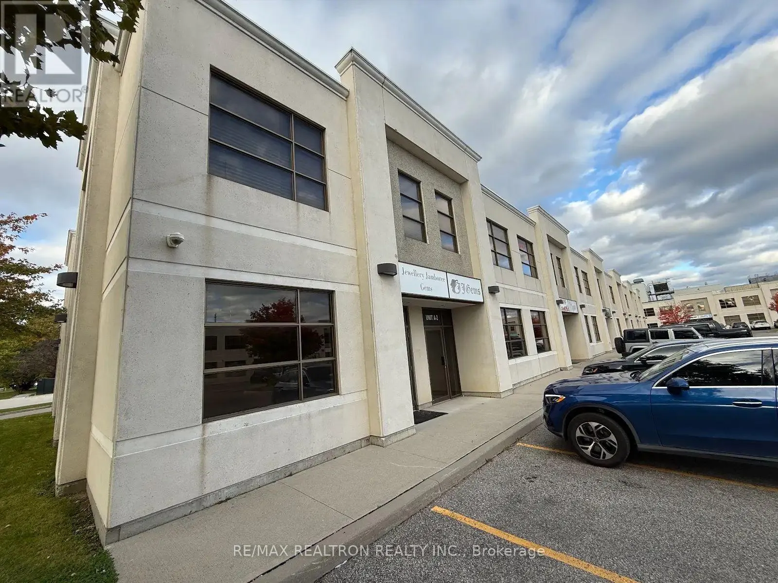 A1-2 - 30 BERTRAND AVENUE