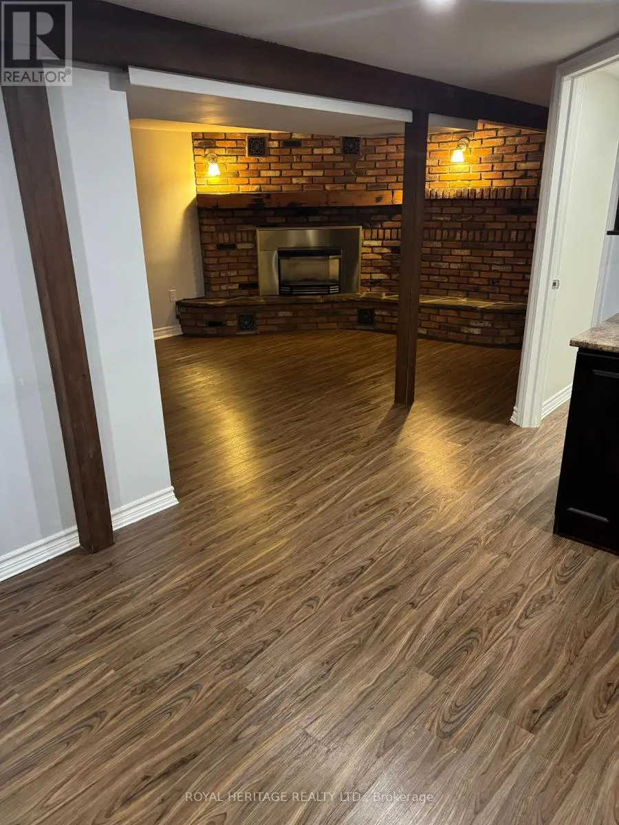 BSMT - 349 CARNABY COURT