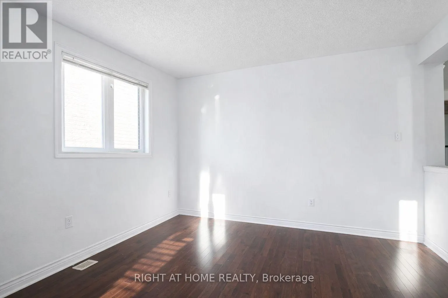 169 DOOLEY CRESCENT