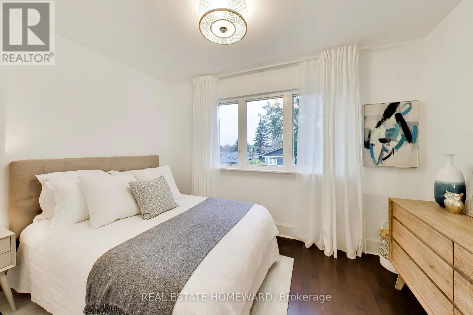 163 GLENMOUNT PARK ROAD