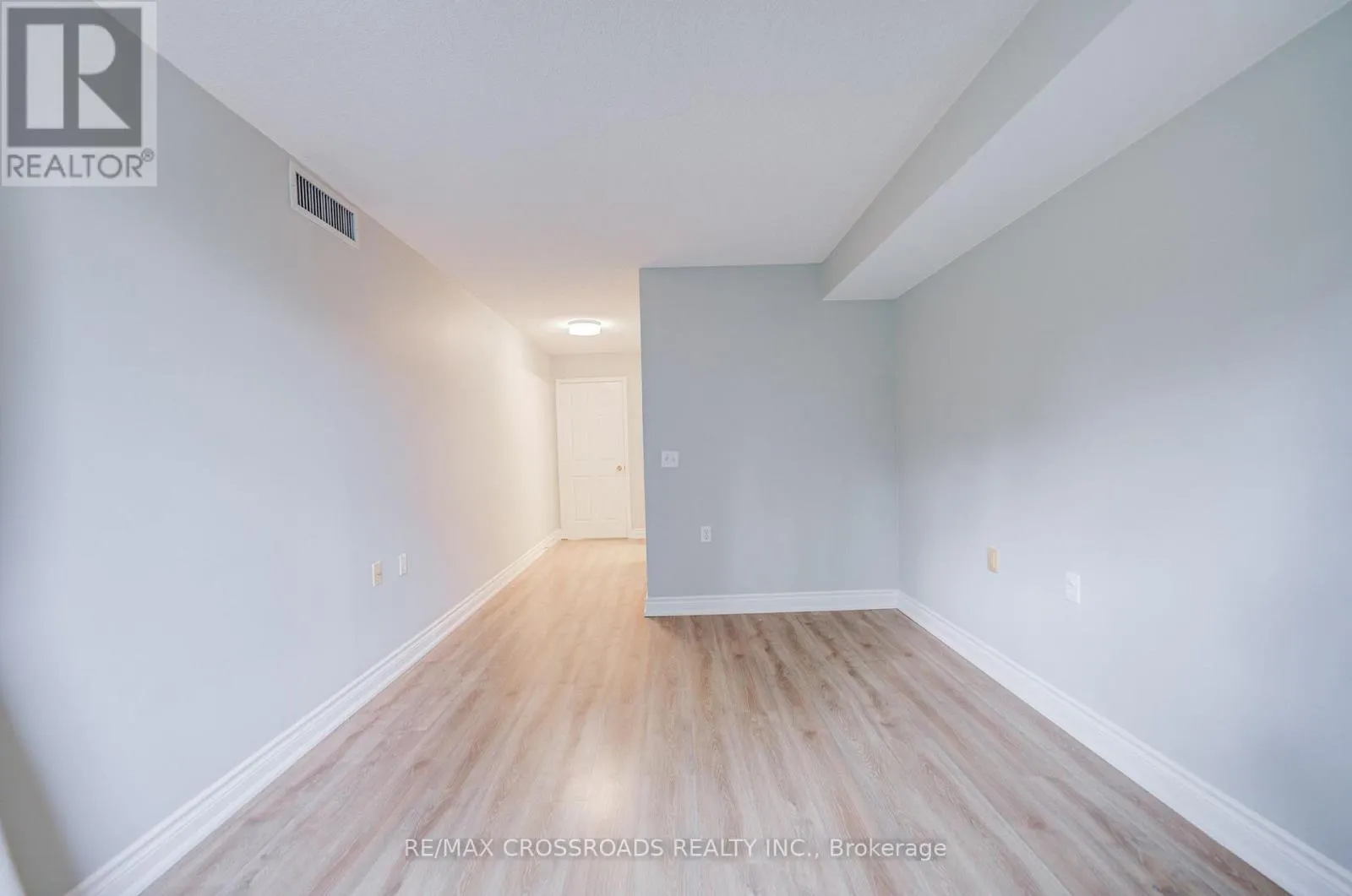 315 - 2628 MCCOWAN ROAD