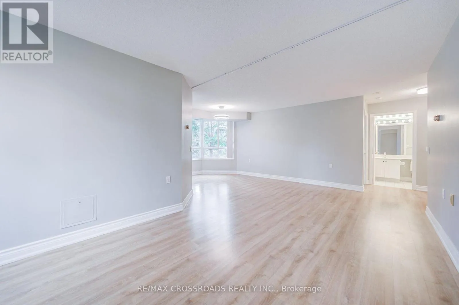 315 - 2628 MCCOWAN ROAD