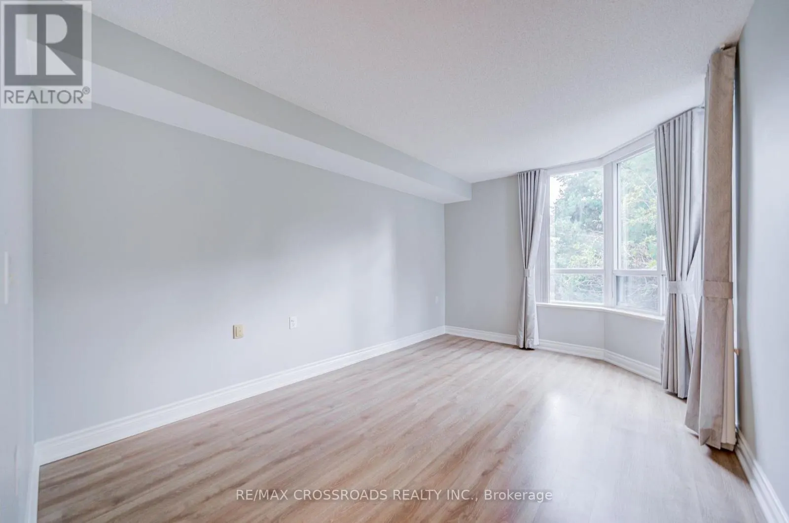 315 - 2628 MCCOWAN ROAD