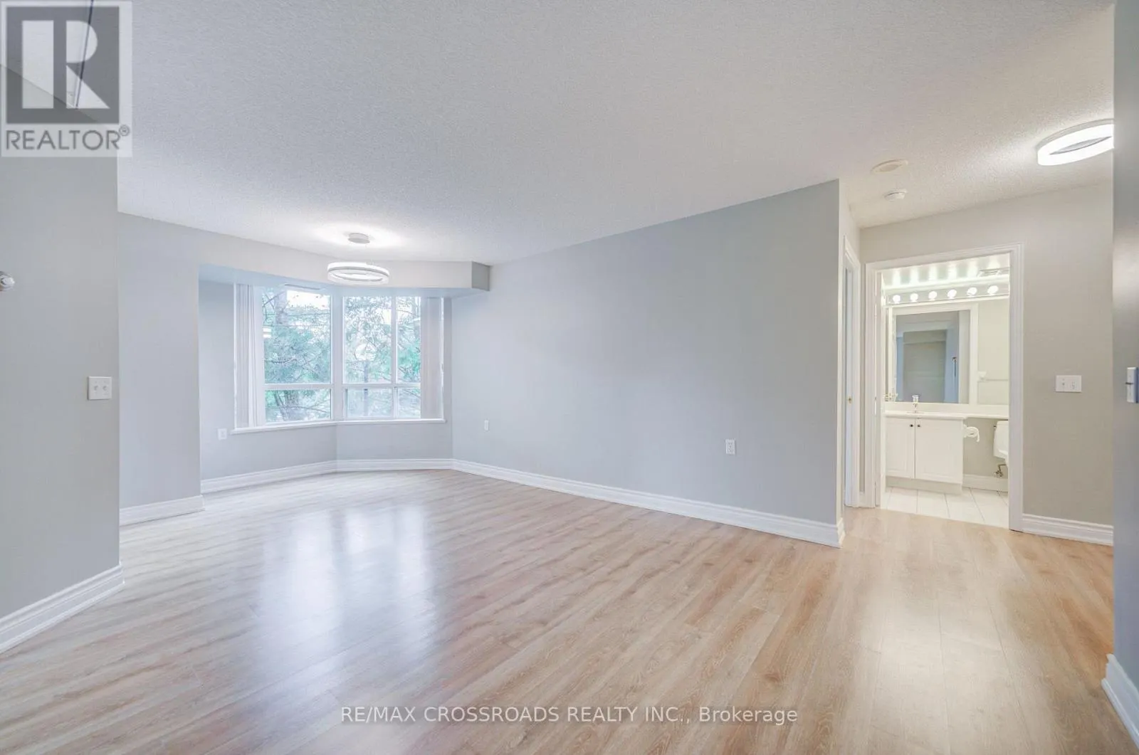 315 - 2628 MCCOWAN ROAD