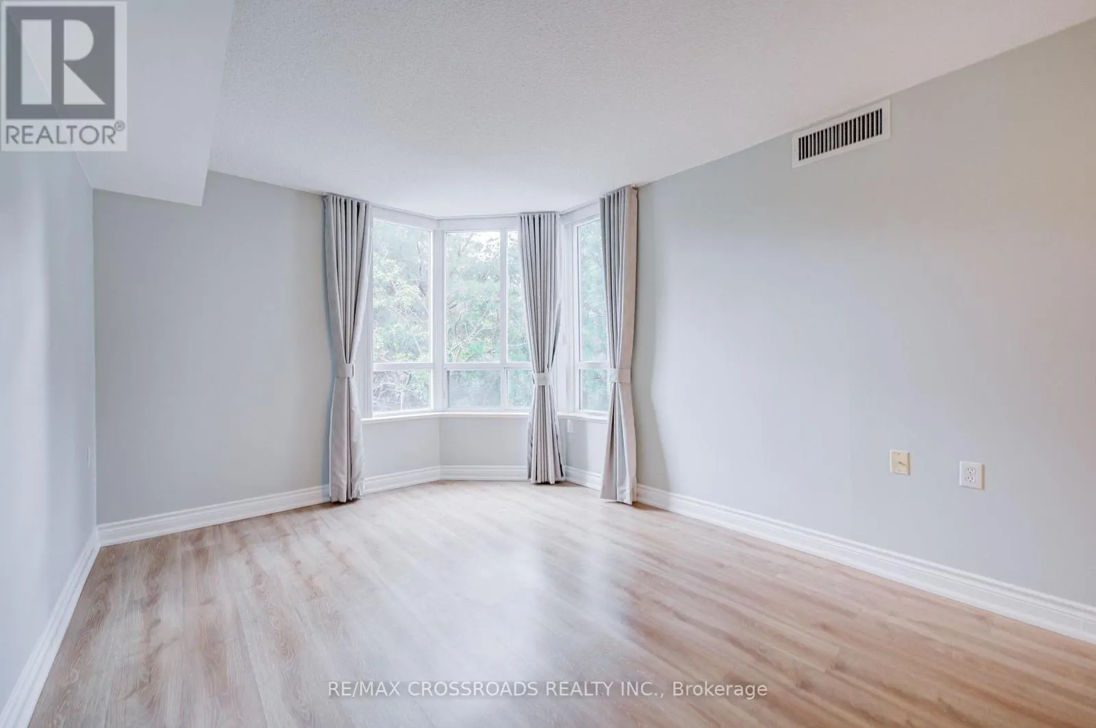 315 - 2628 MCCOWAN ROAD