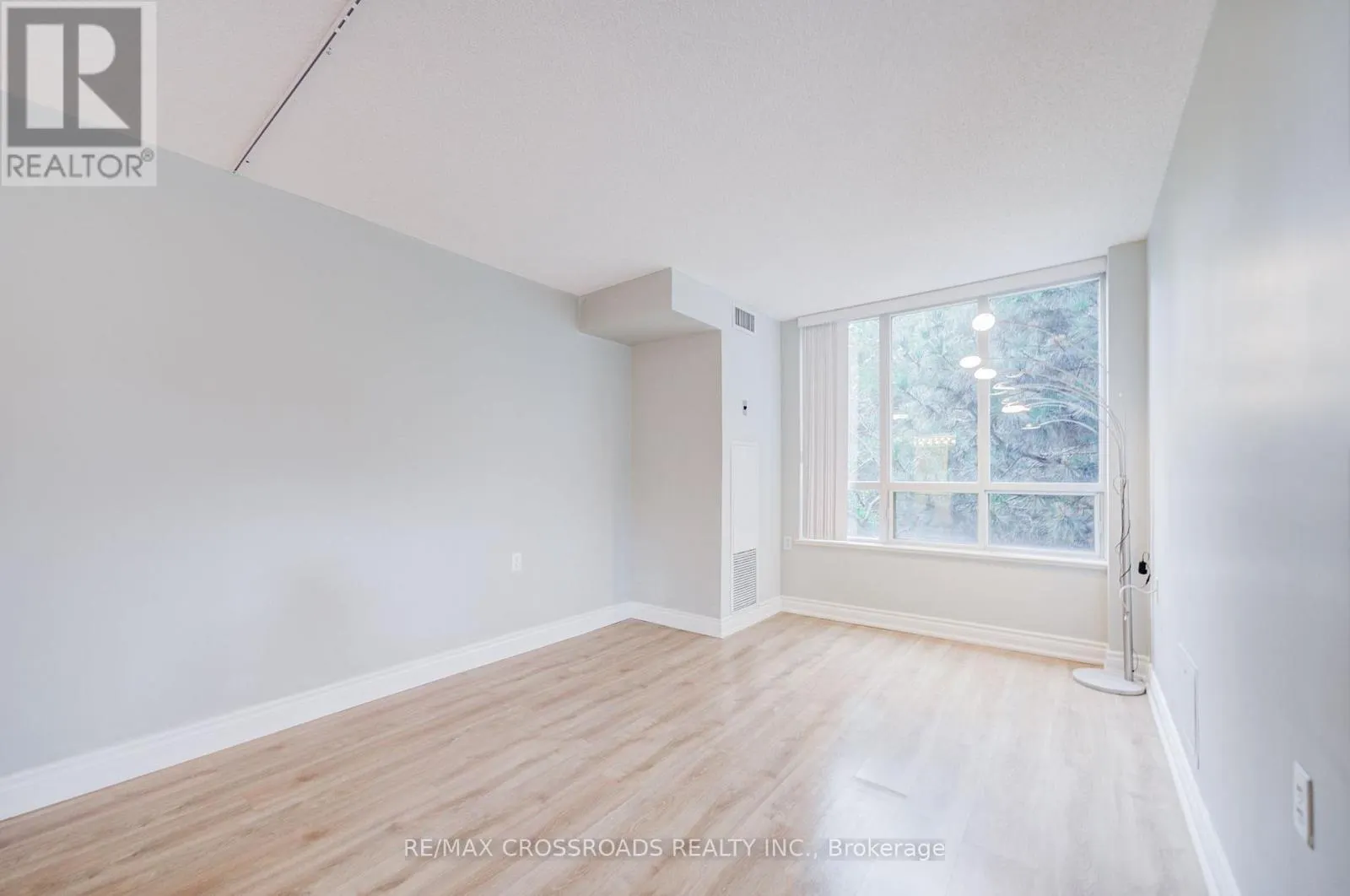 315 - 2628 MCCOWAN ROAD