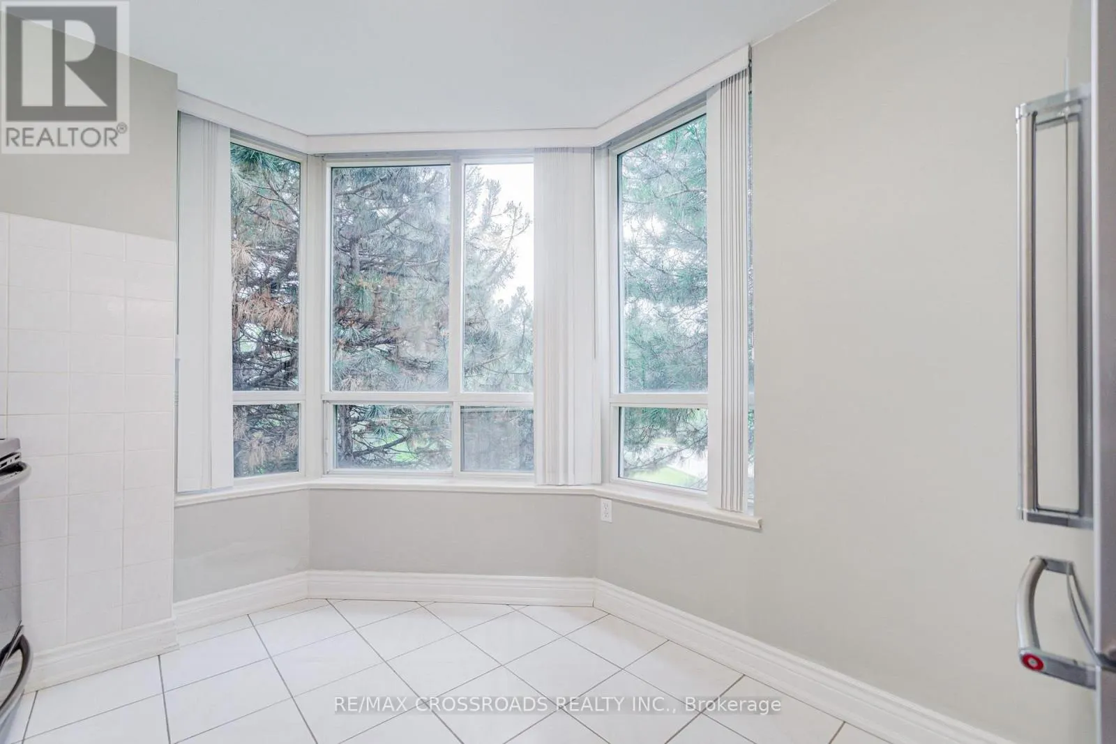 315 - 2628 MCCOWAN ROAD