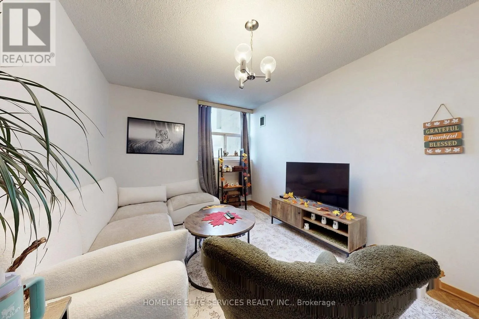 1203 - 120 DUNDALK DRIVE