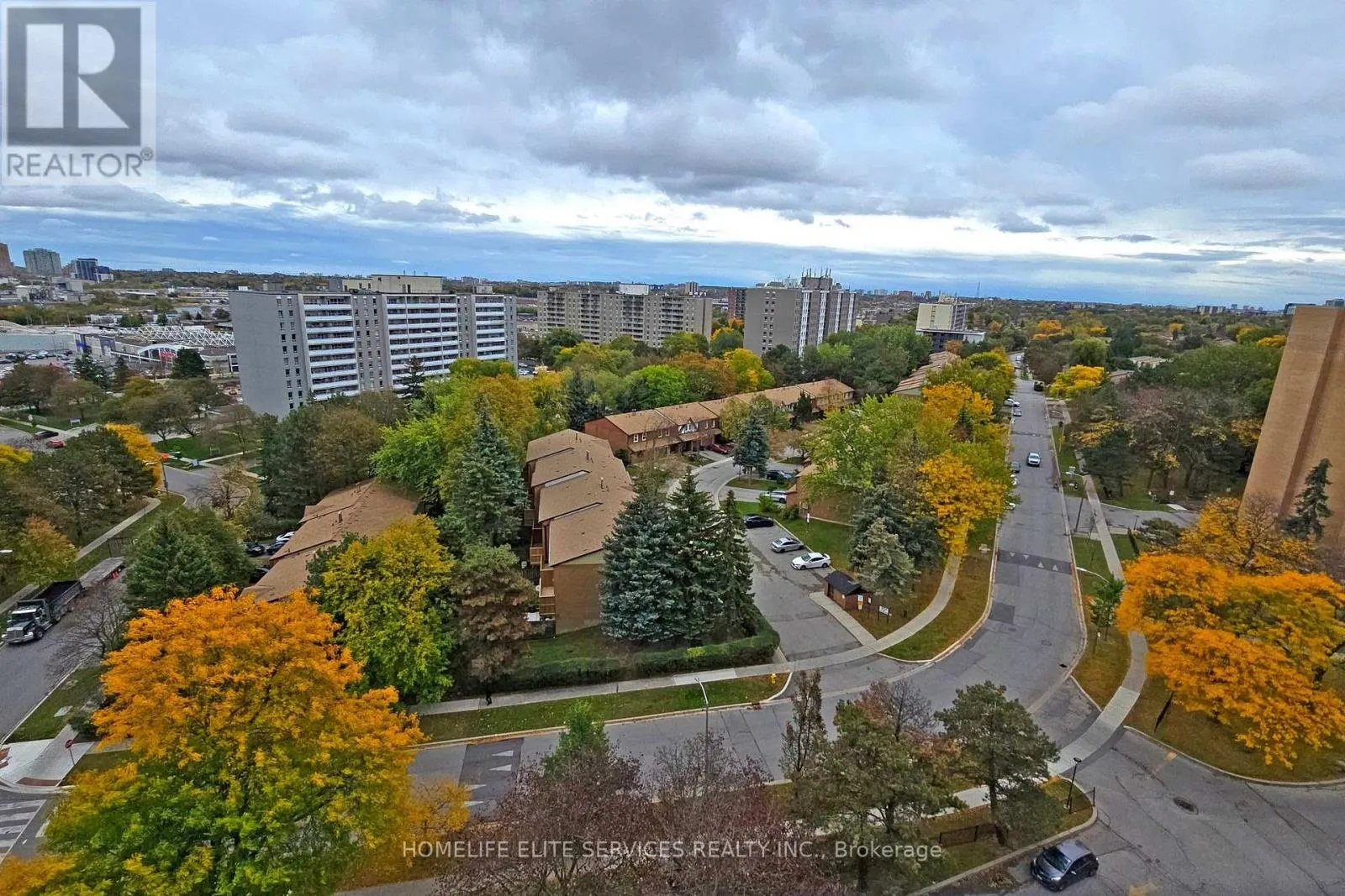 1203 - 120 DUNDALK DRIVE