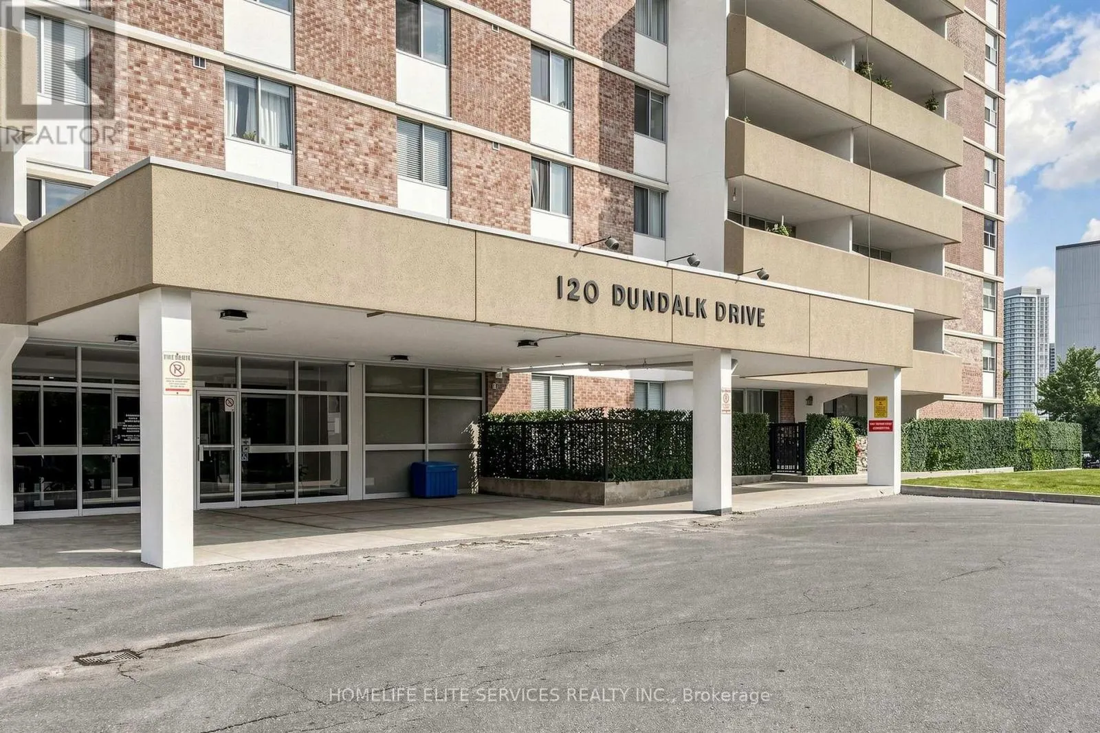 310 - 120 DUNDALK DRIVE