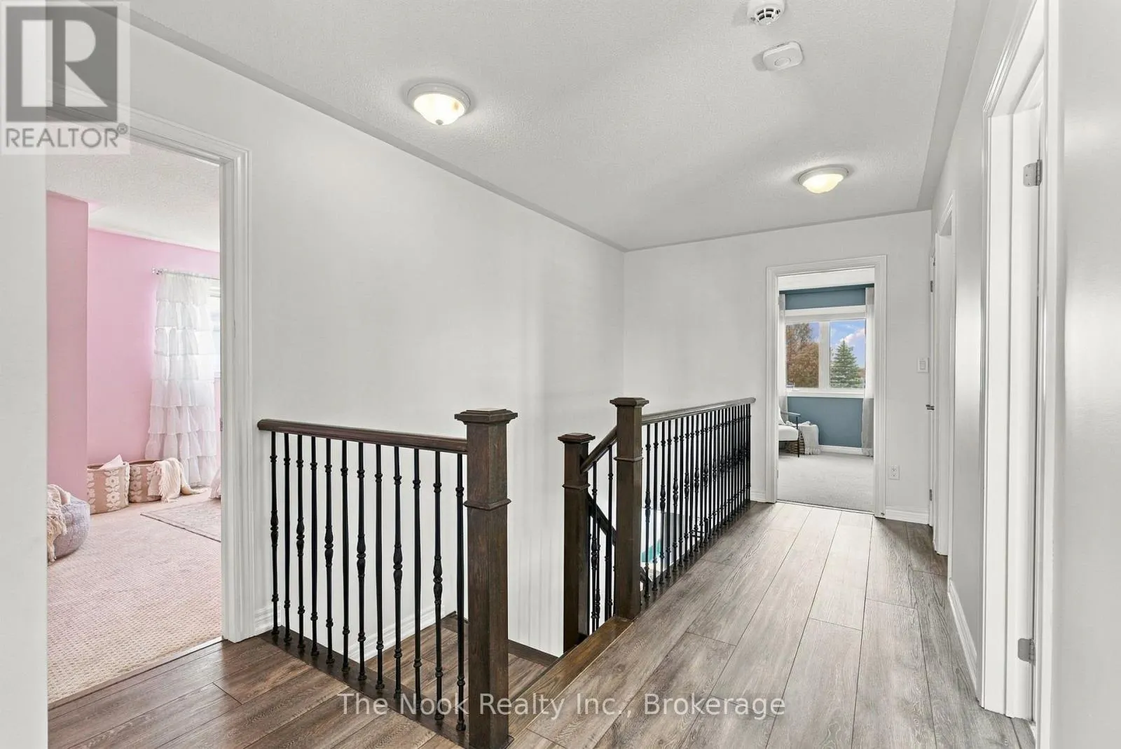 966 HINTERLAND COURT