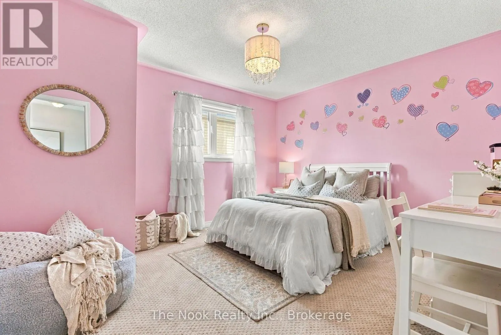 966 HINTERLAND COURT
