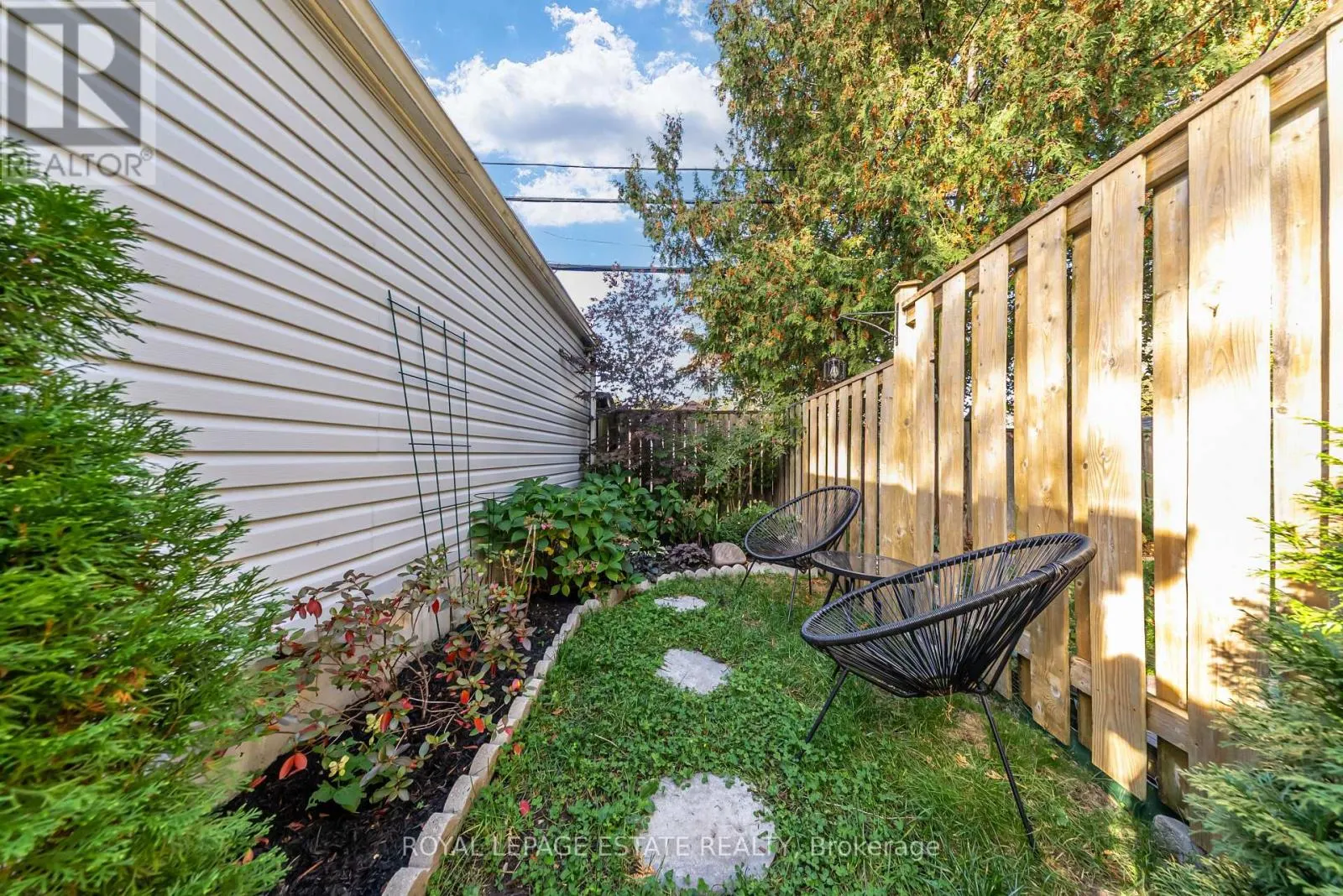 110A HOLBORNE AVENUE