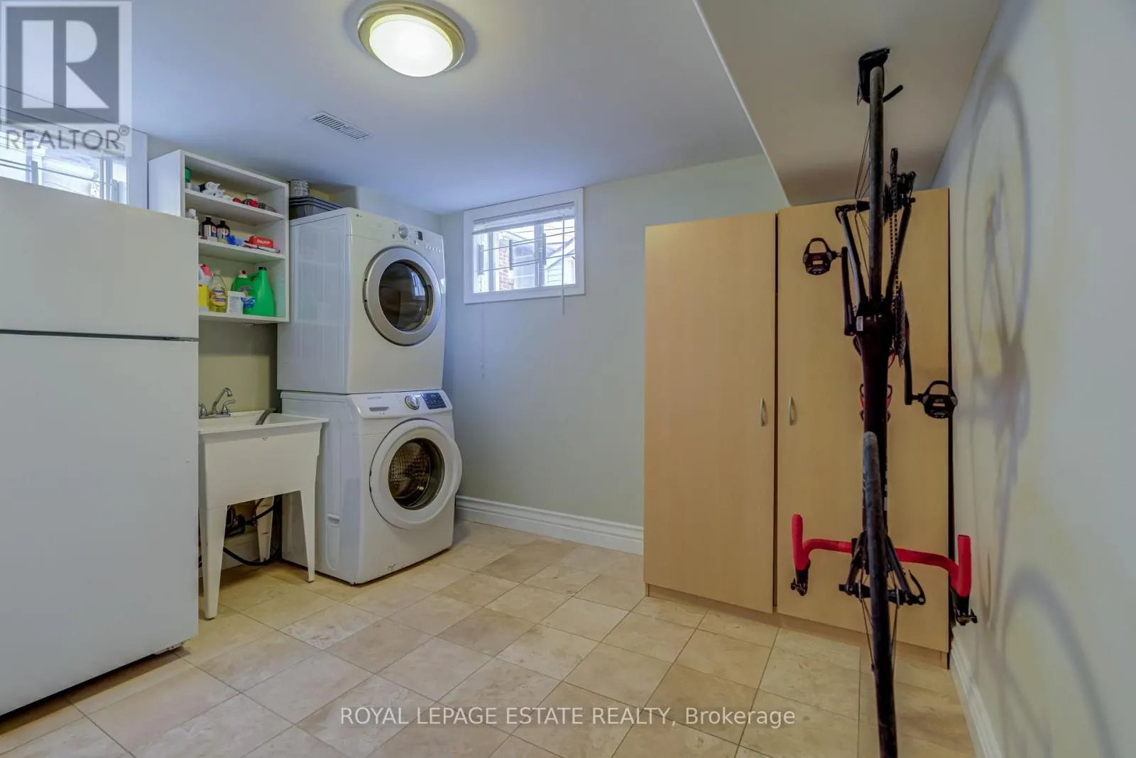 110A HOLBORNE AVENUE