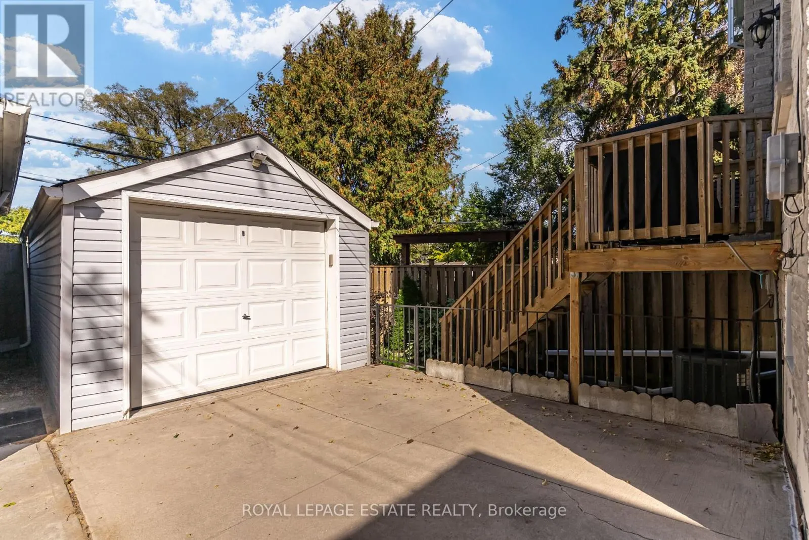 110A HOLBORNE AVENUE