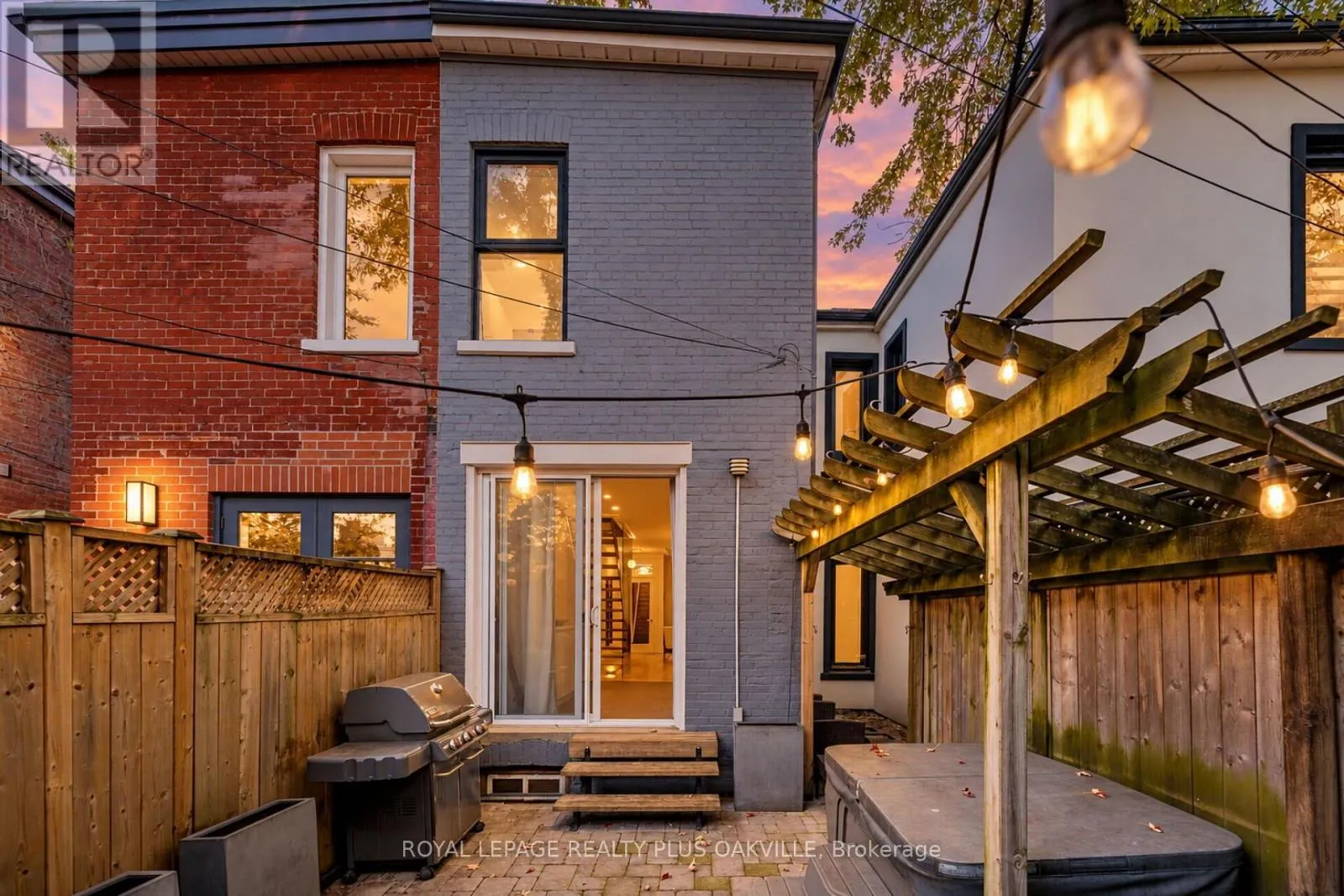 294 LOGAN AVENUE