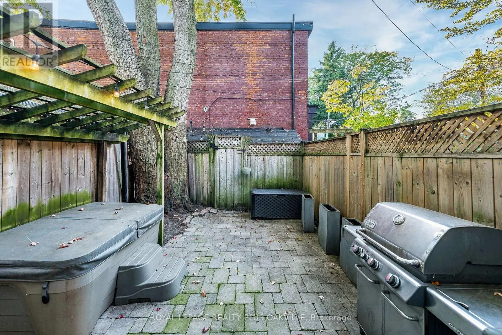 294 LOGAN AVENUE