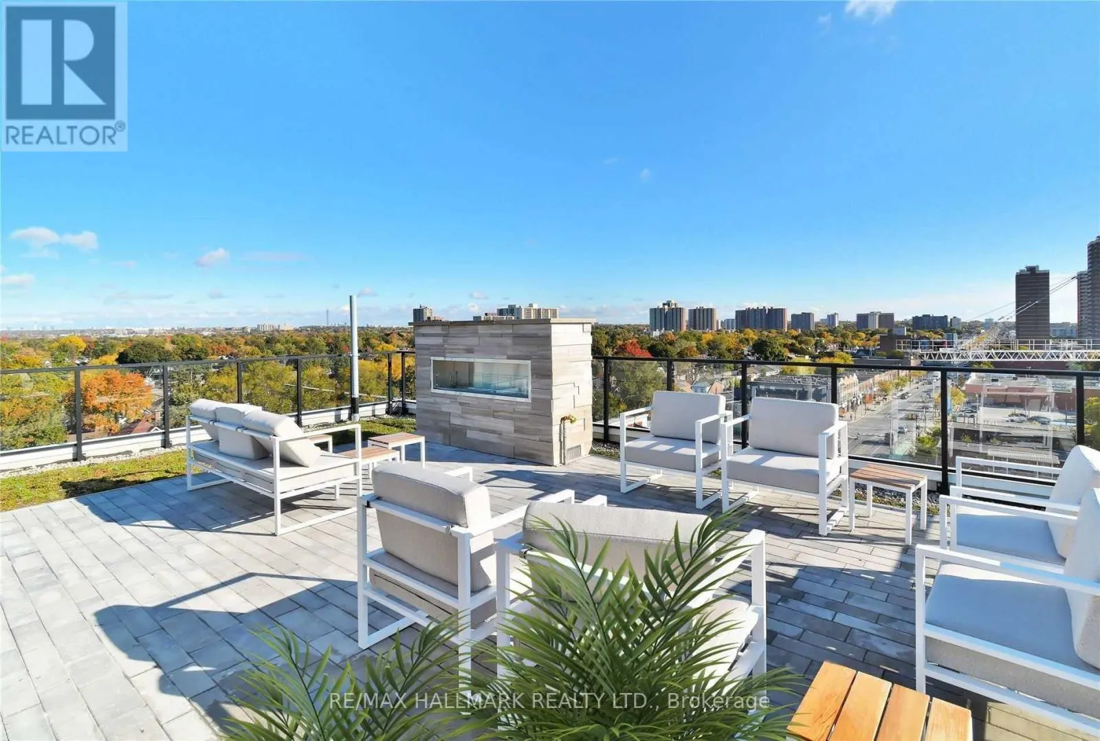 415 - 2301 DANFORTH AVENUE