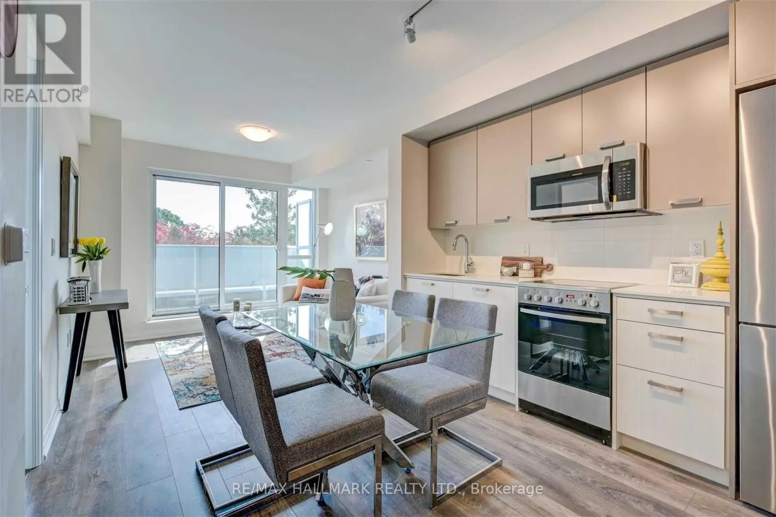 415 - 2301 DANFORTH AVENUE