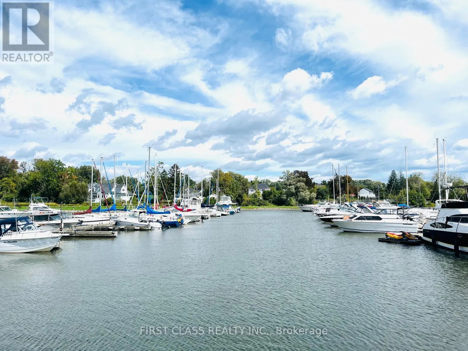 306 - 50 LAKEBREEZE DRIVE