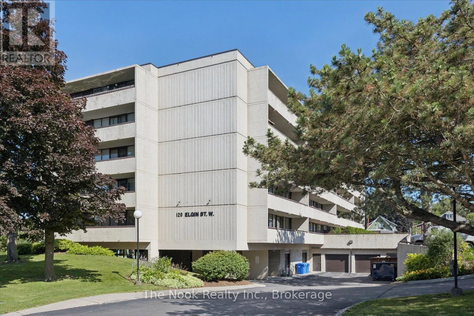 304 - 120 ELGIN STREET W #304