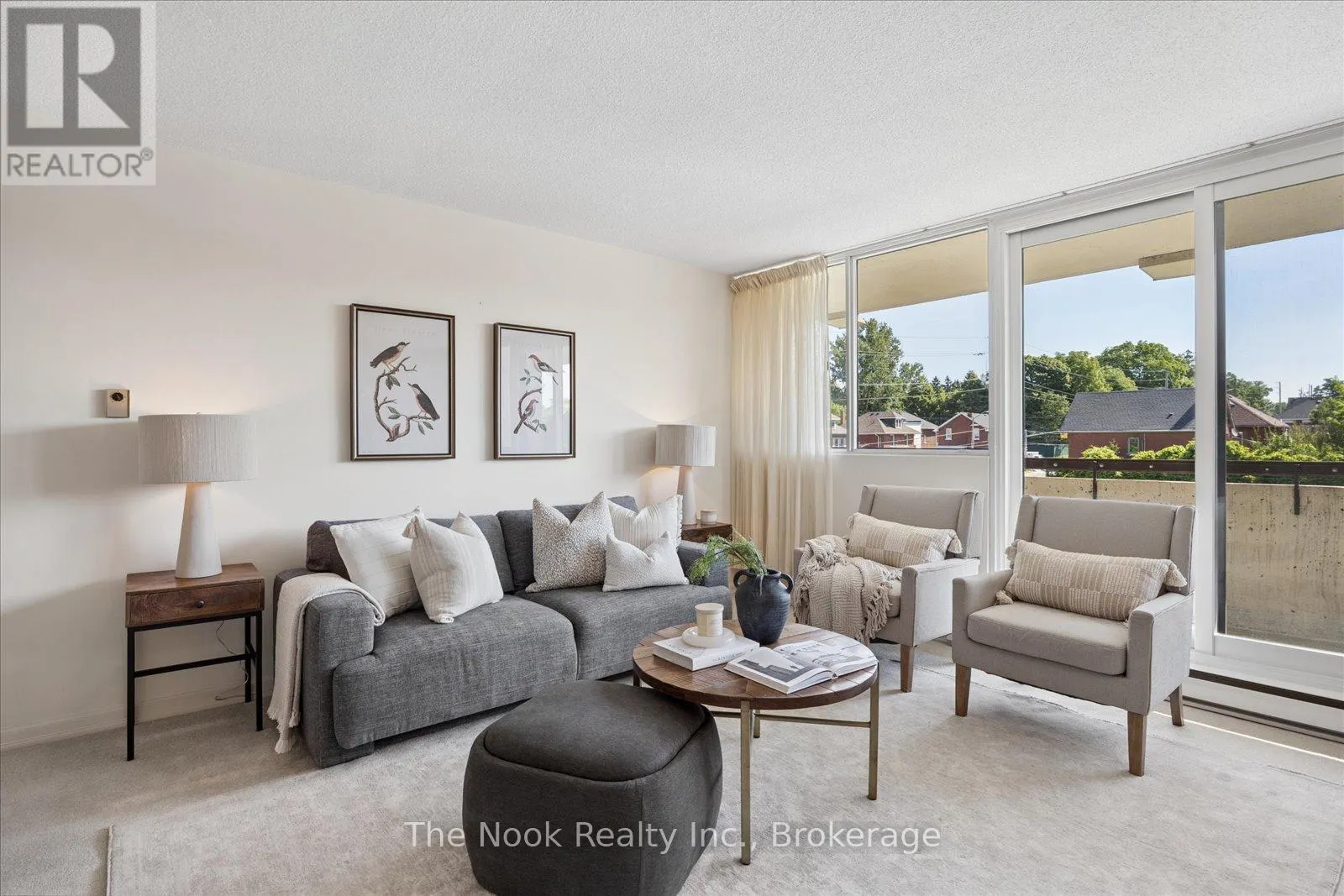 304 - 120 ELGIN STREET W #304