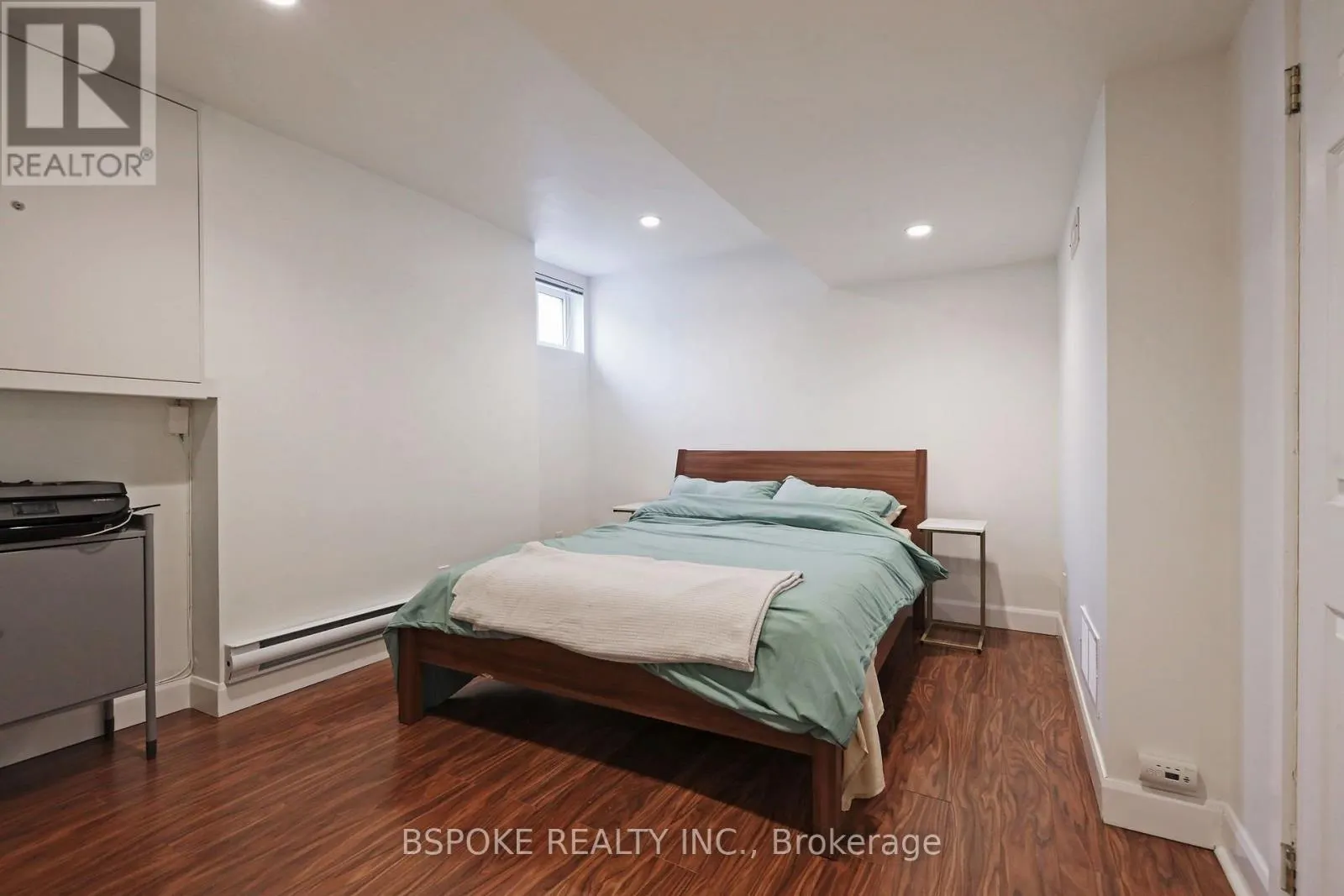 BSMT - 42 LARK STREET