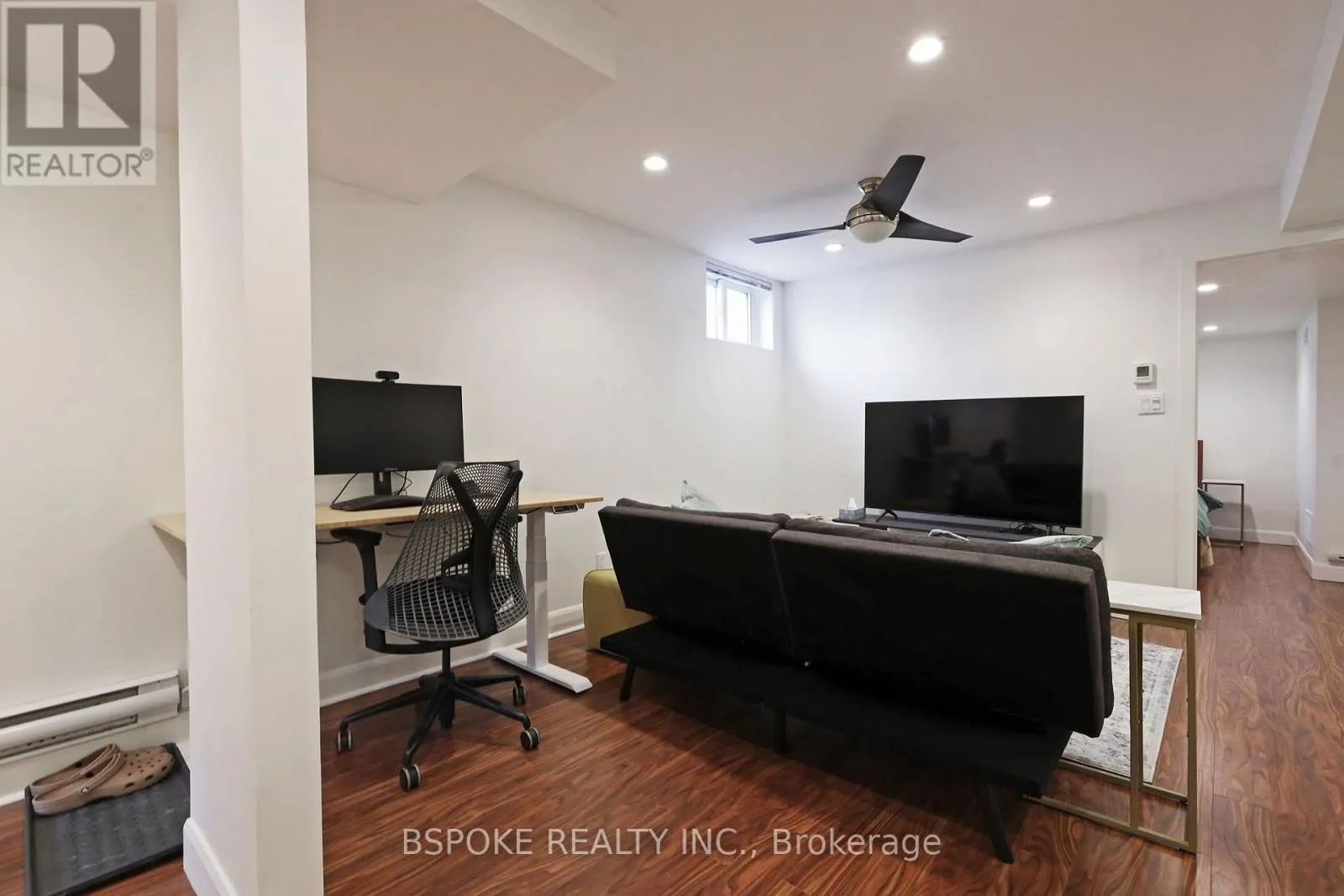BSMT - 42 LARK STREET
