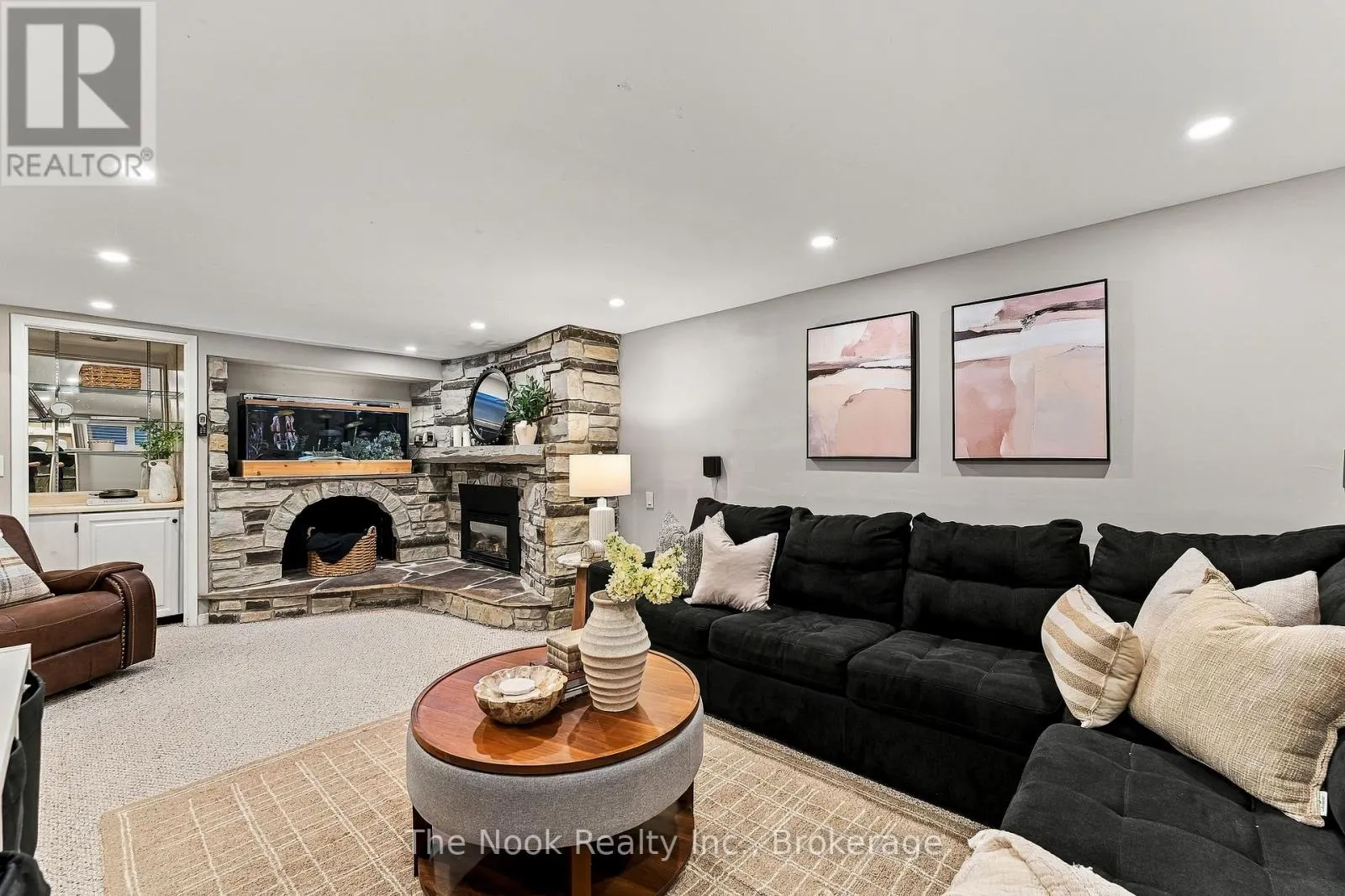 503 TORRINGTON COURT