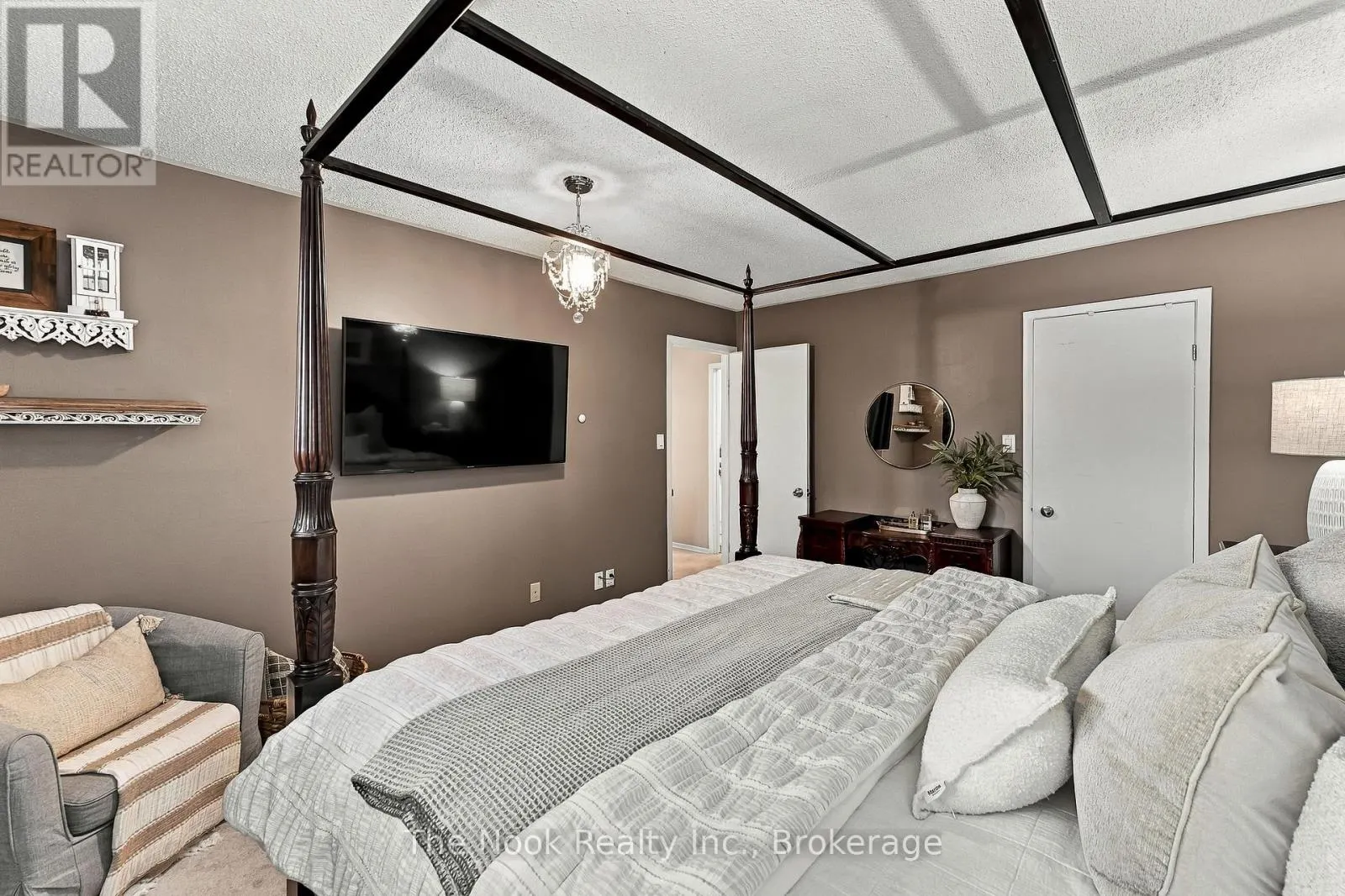 503 TORRINGTON COURT
