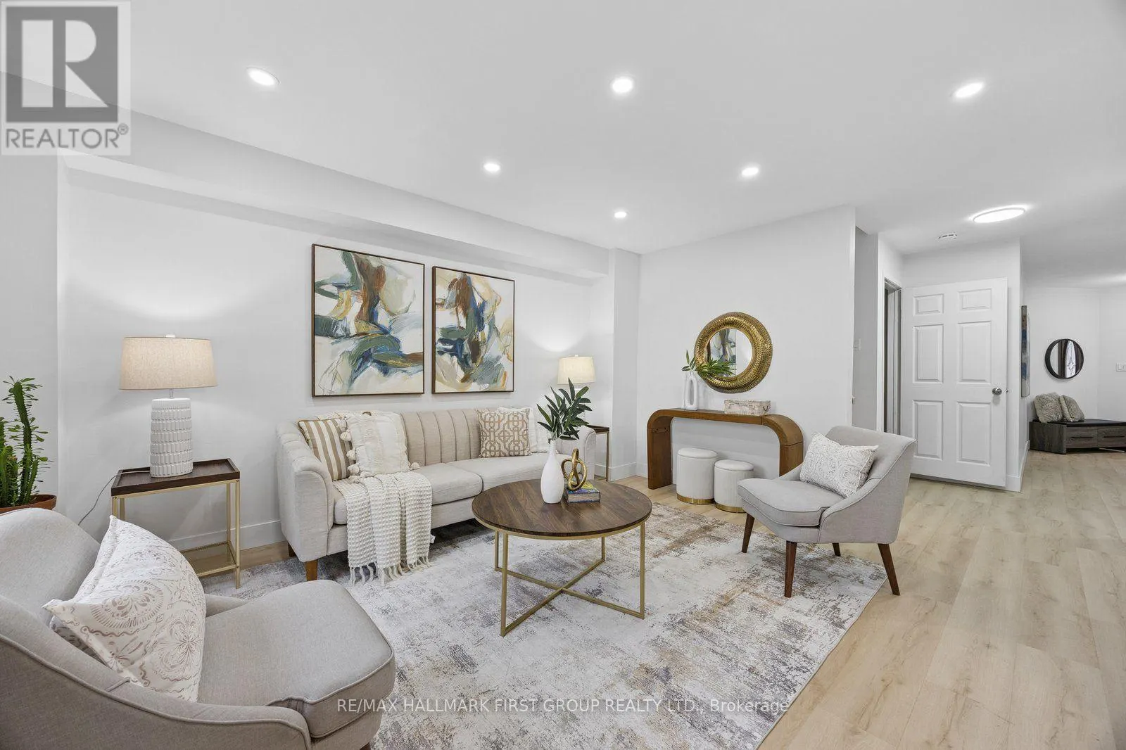4 LOWDER PLACE