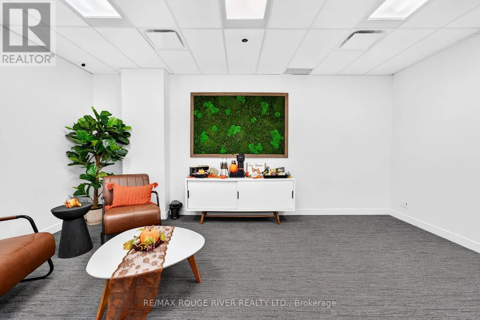 205 - 1315 PICKERING PARKWAY