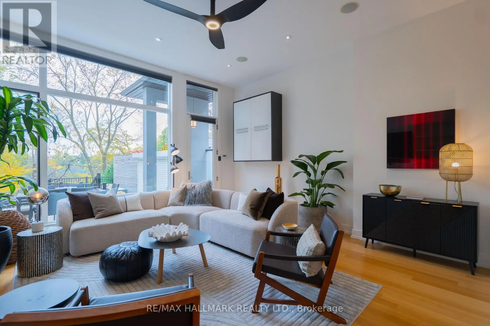 47 ALBEMARLE AVENUE