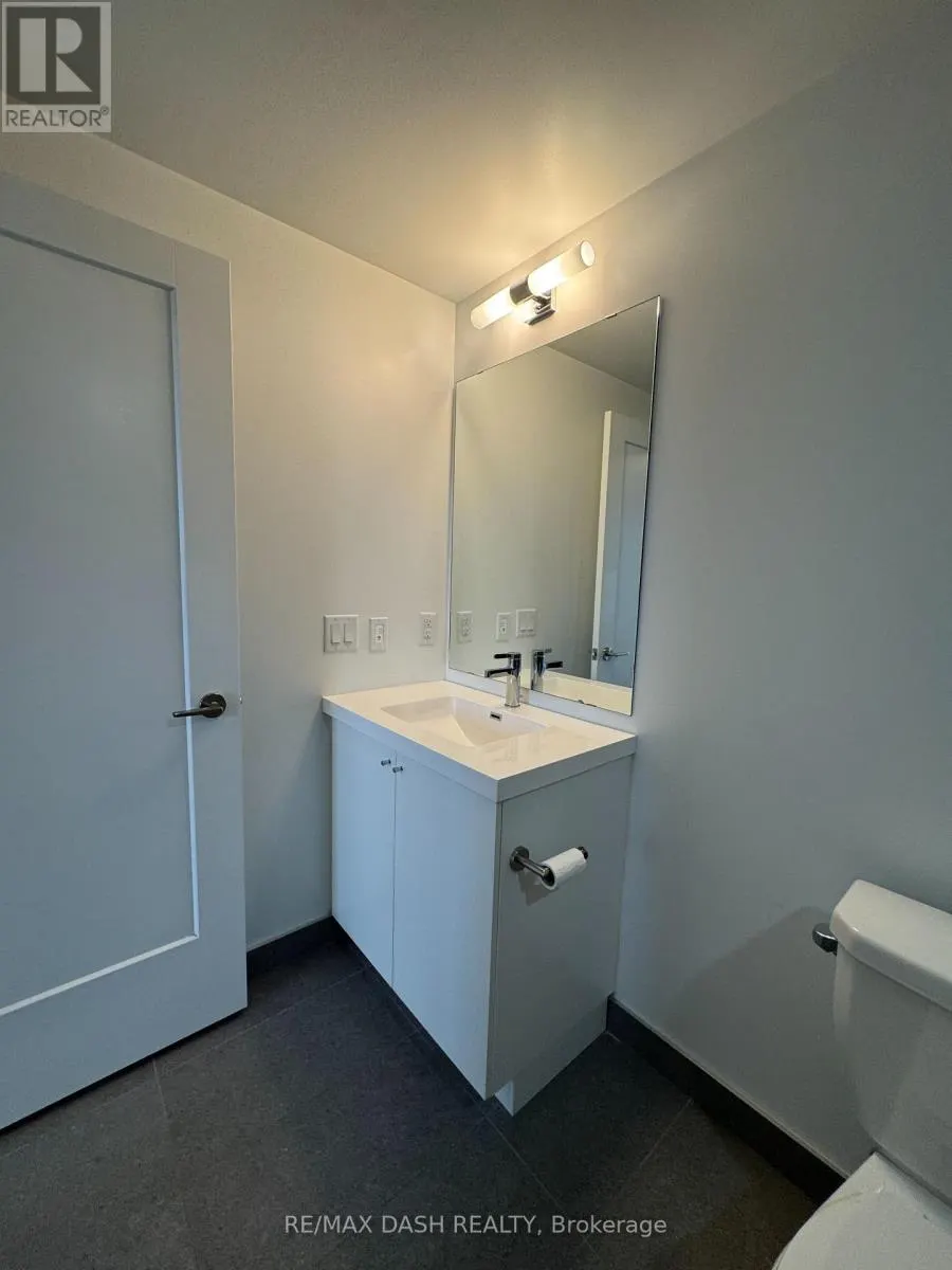 1429 - 2545 SIMCOE STREET N