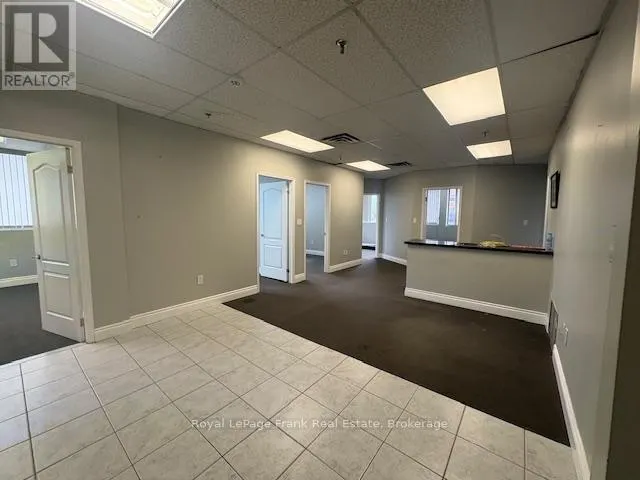 206 - 114 DUNDAS STREET E #206