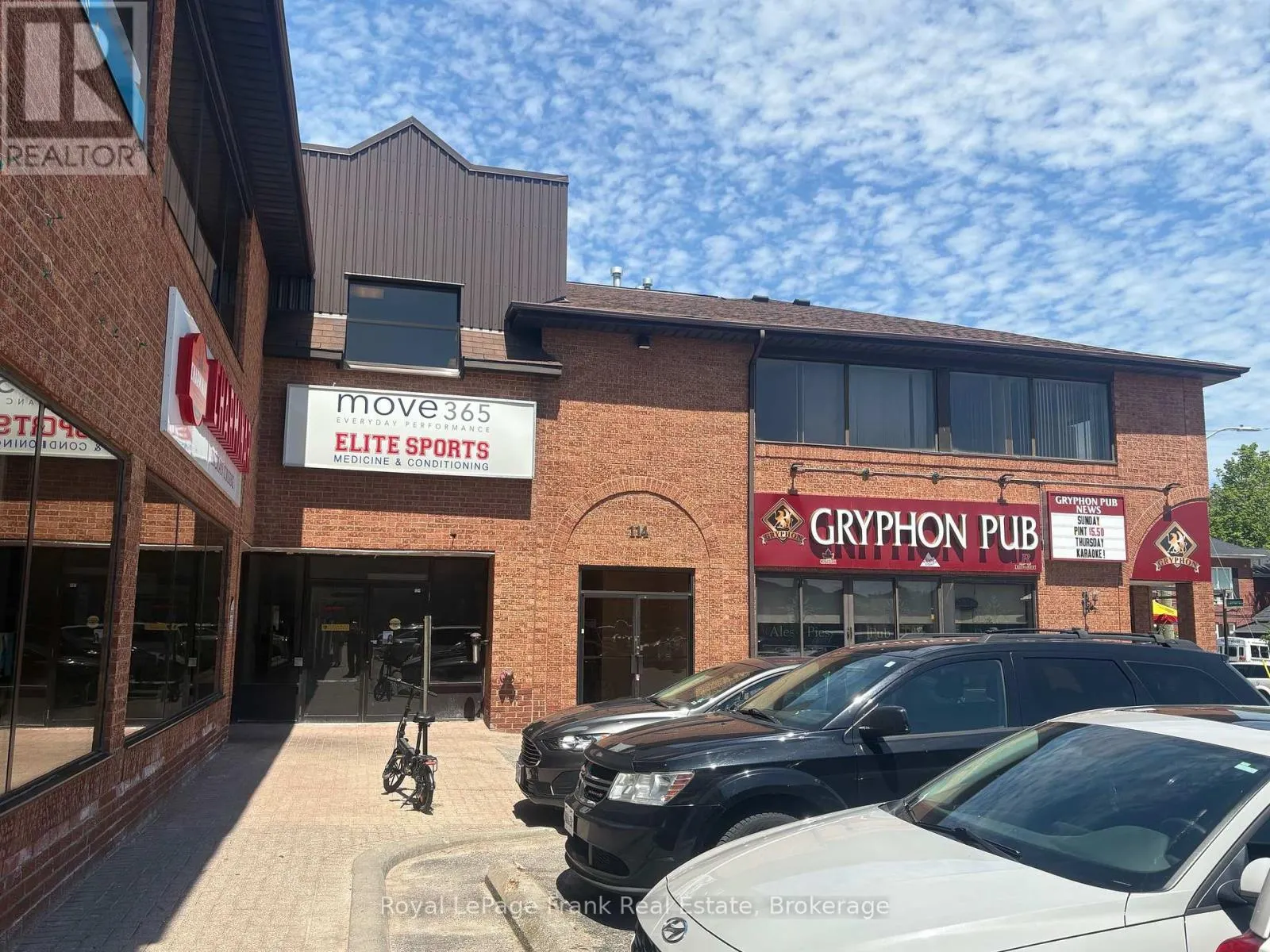 206 - 114 DUNDAS STREET E #206