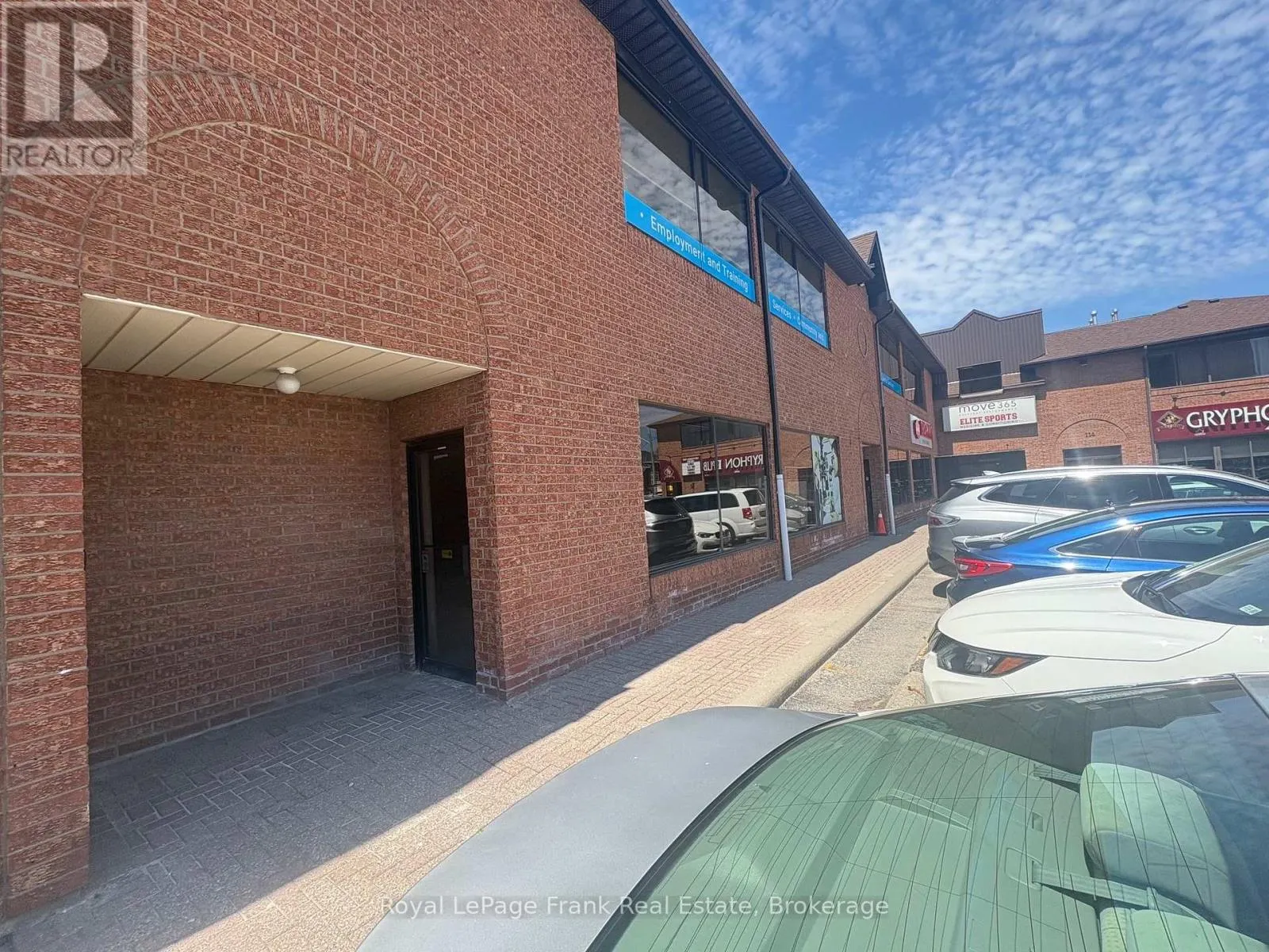 102B - 114 DUNDAS STREET E #102B