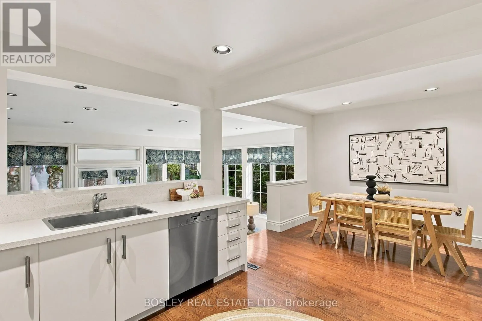 20 CLAIRLEA CRESCENT