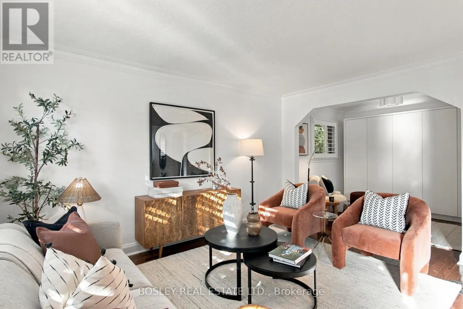 20 CLAIRLEA CRESCENT