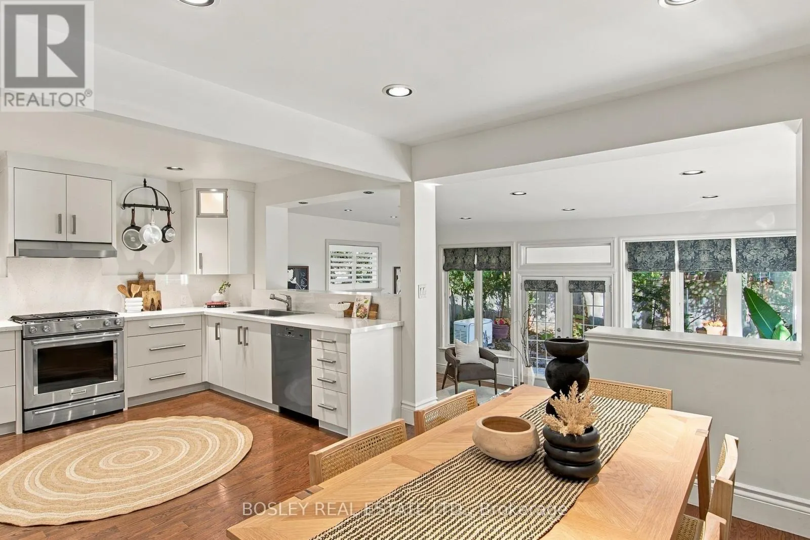 20 CLAIRLEA CRESCENT