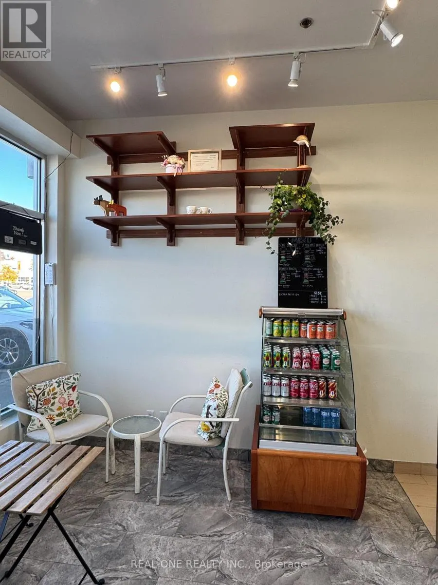 E111 - 3262 MIDLAND AVENUE