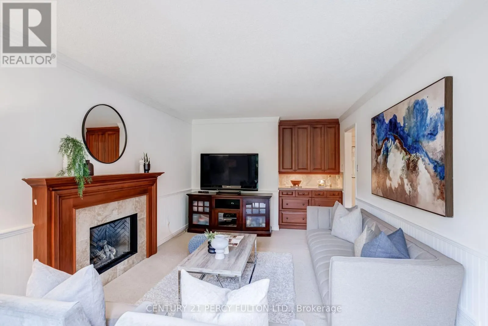 1204 BRAMBLEWOOD COURT