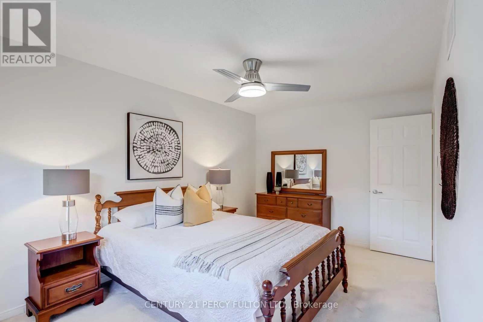 1204 BRAMBLEWOOD COURT