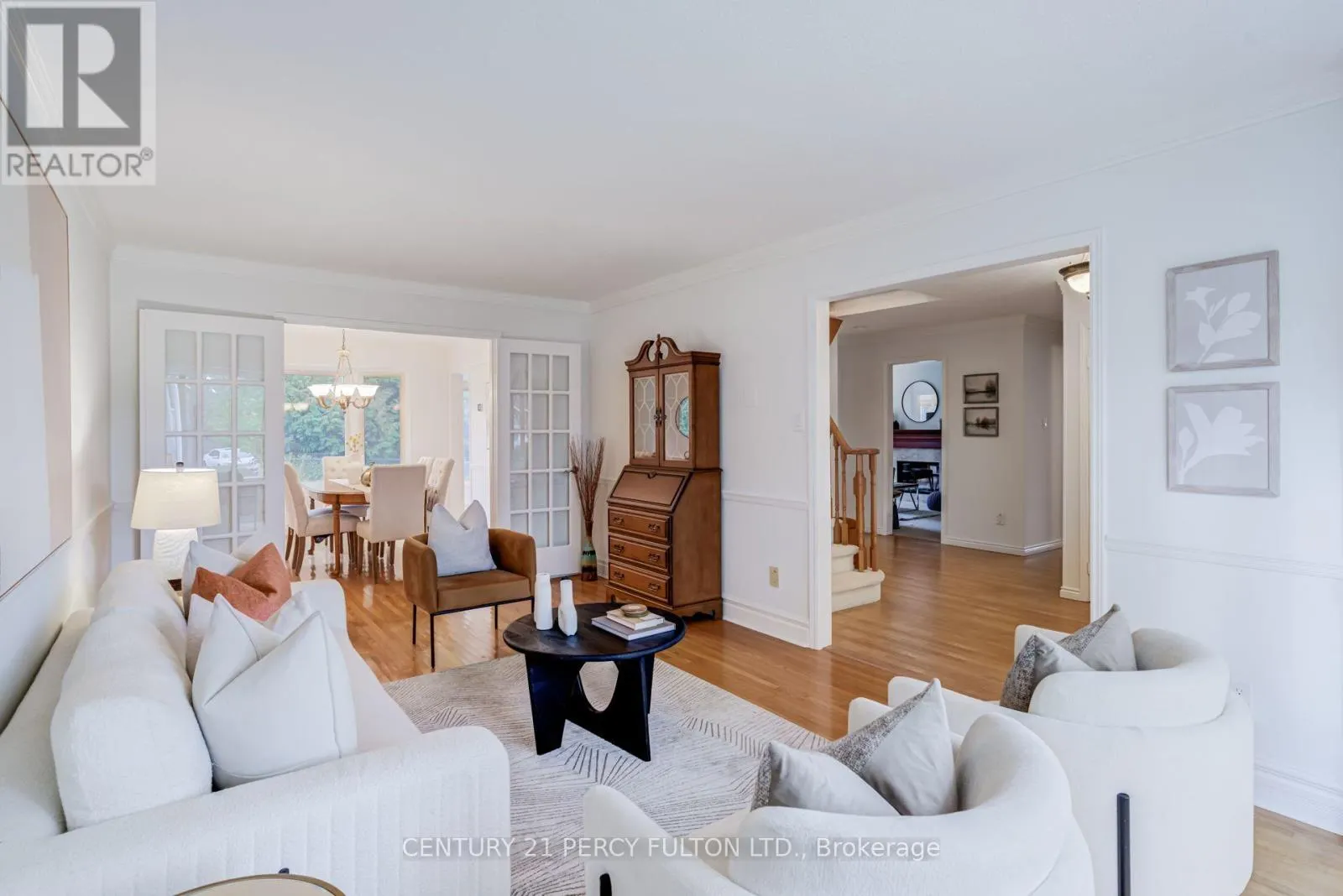 1204 BRAMBLEWOOD COURT
