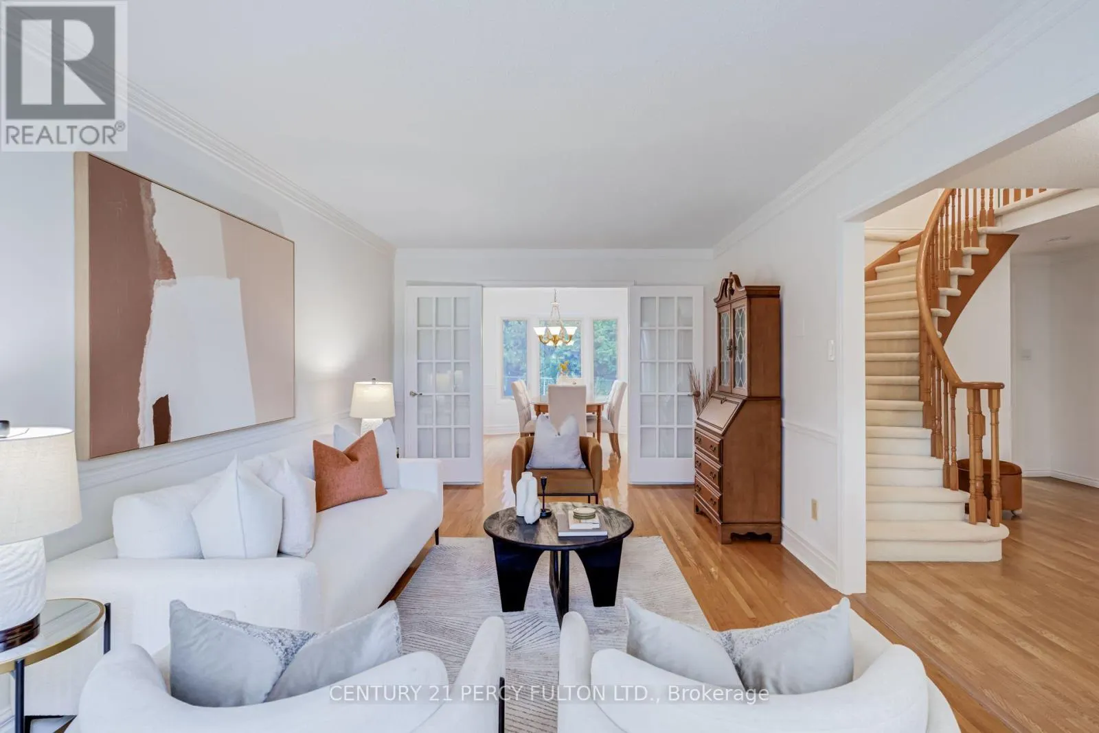 1204 BRAMBLEWOOD COURT
