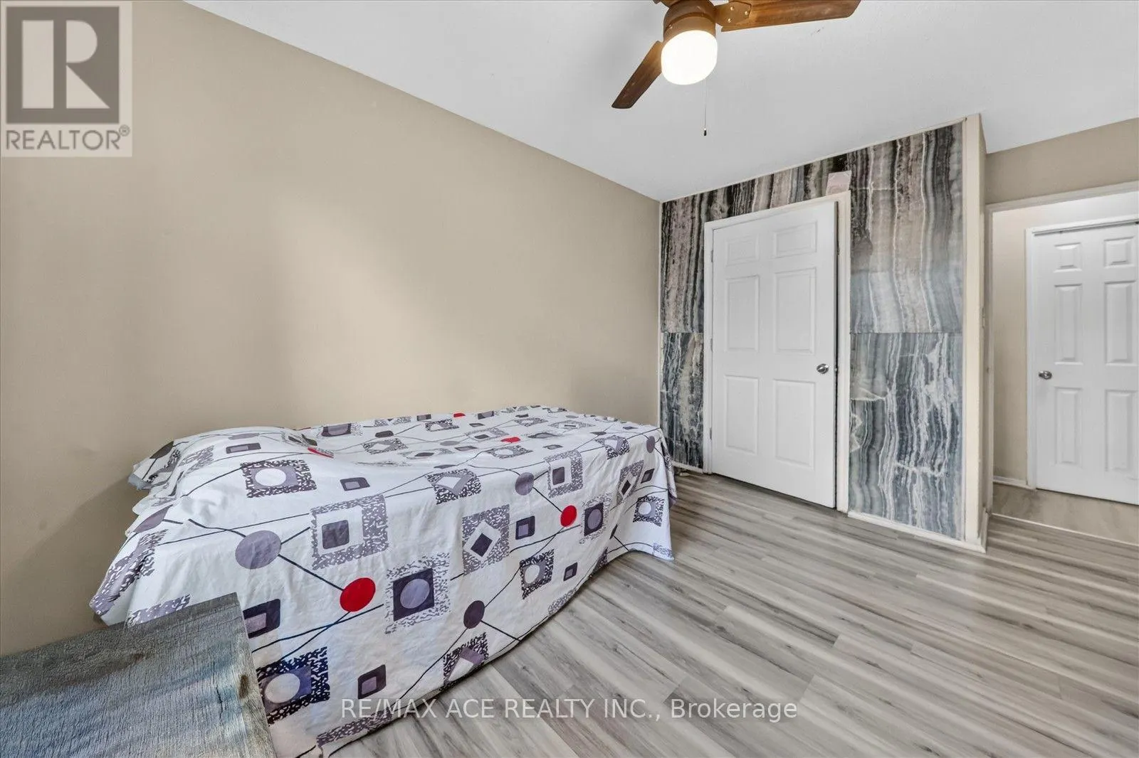 311 - 180 MARKHAM ROAD