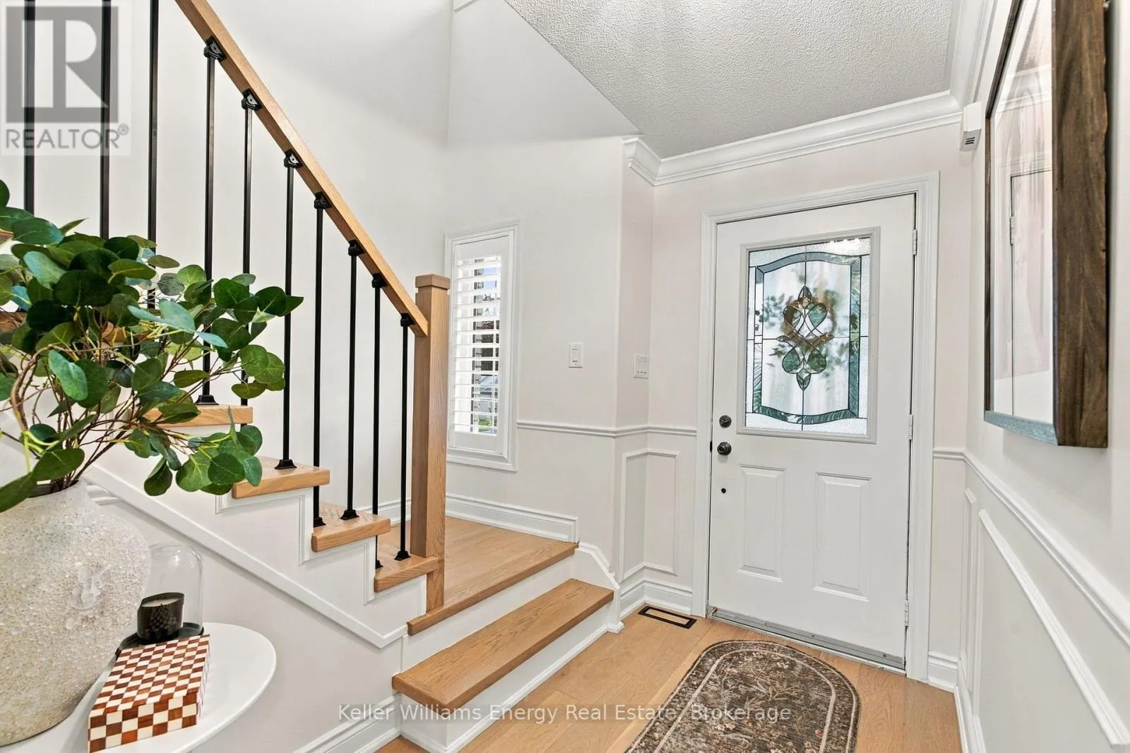 43 LUNNEY CRESCENT