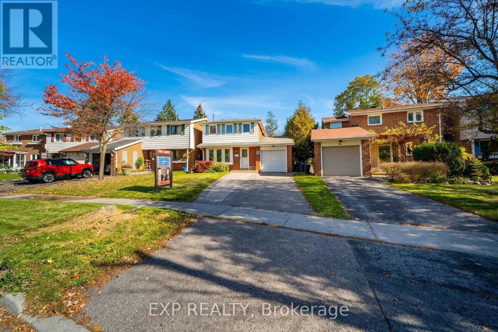 74 LONGFORD CRESCENT